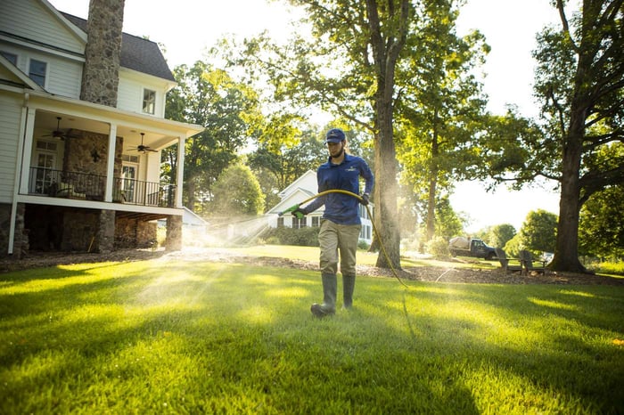 10 Character Traits That are Perfect for New Lawn Care or Landscaping ...